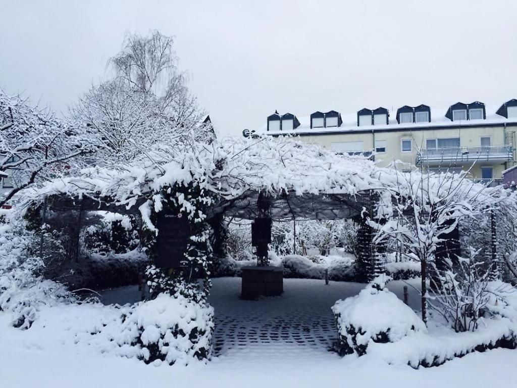 Park Hotel คอนซ์ ภายนอก รูปภาพ